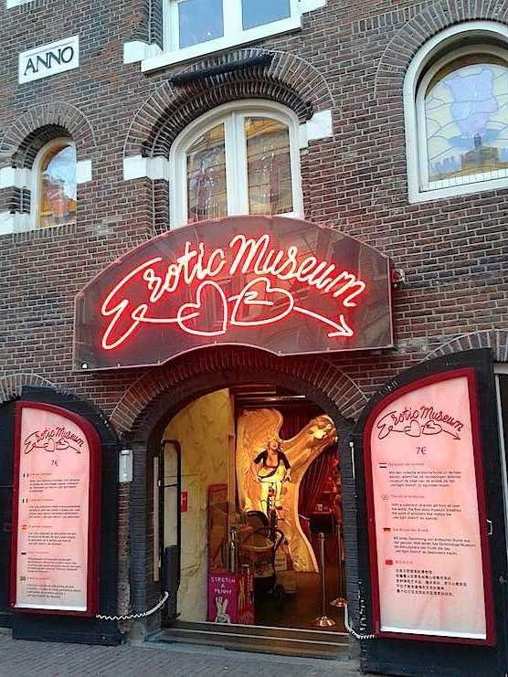Erotic Museum In Amsterdam S Red Light District Amsterdam Red Light