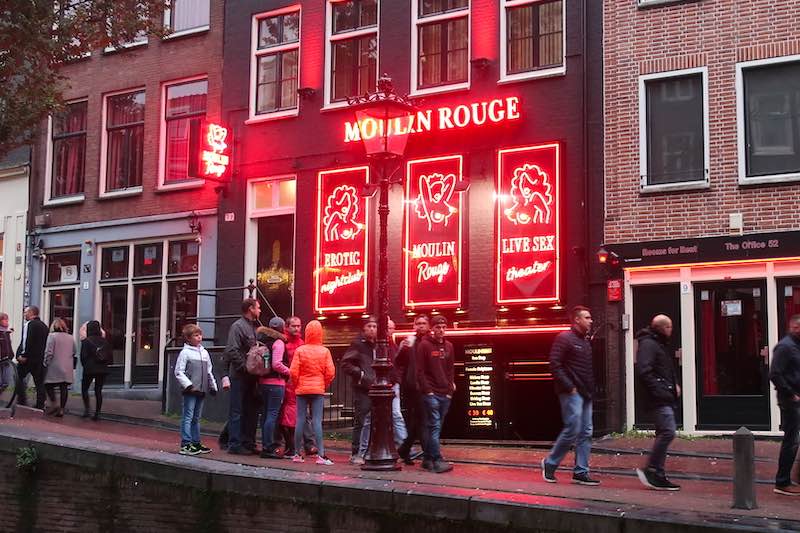 Amsterdam Sex In Public - Amsterdam Sex Show: Top 10 Sex Shows in 2024 [June Update] |Amsterdam Red  Light District
